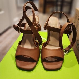 Brown heeled Sandals